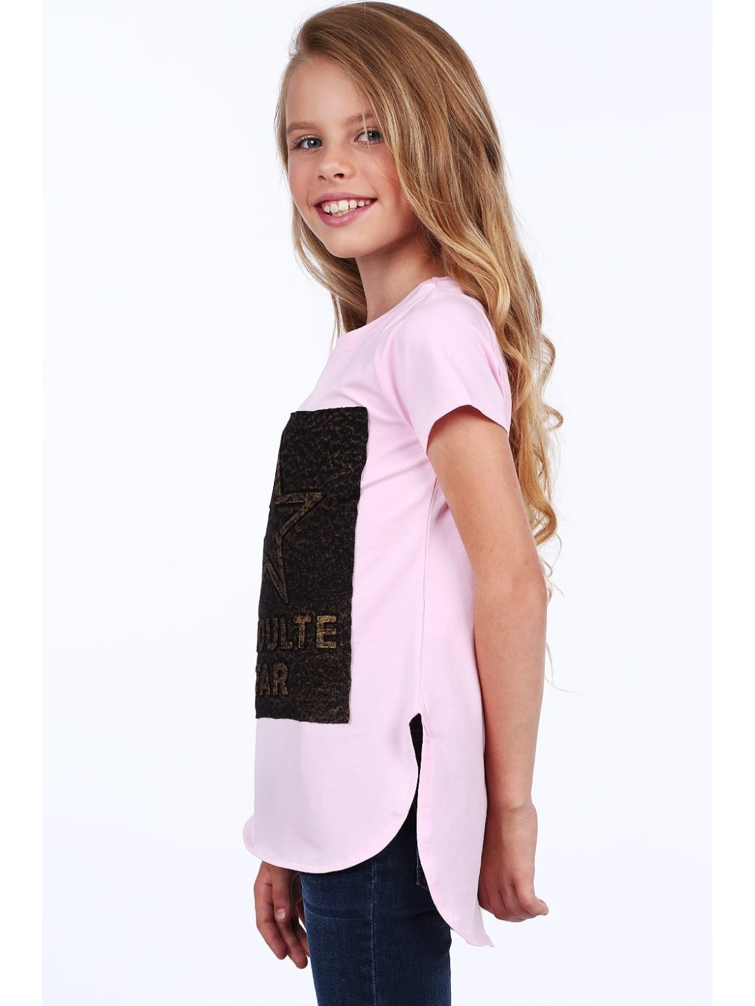 Girls\' T-shirt with a longer back, light pink NDZ8209 - Online store - Boutique